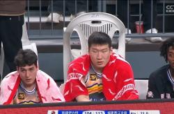 包含顶尖球队角逐激烈争夺中胜负难料的词条